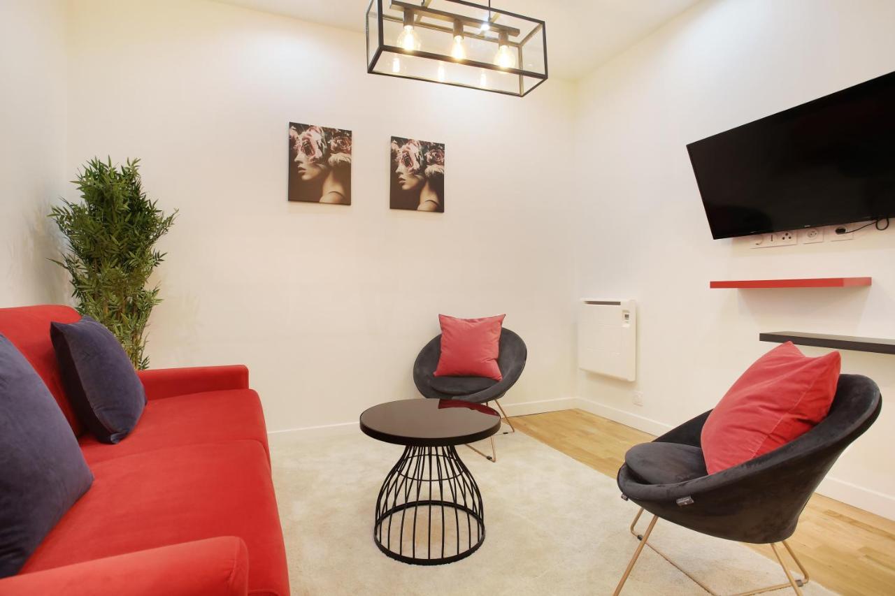 Rent A Room - Tracy Apartment Parigi Esterno foto
