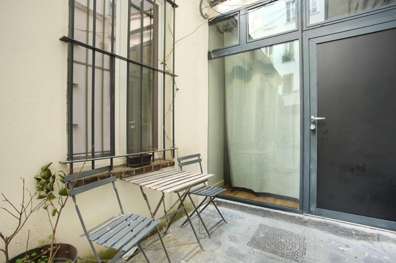 Rent A Room - Tracy Apartment Parigi Esterno foto