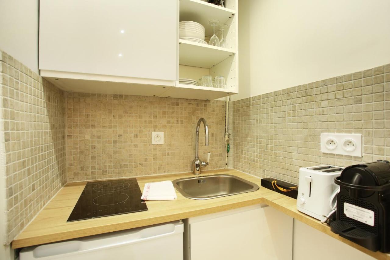 Rent A Room - Tracy Apartment Parigi Esterno foto
