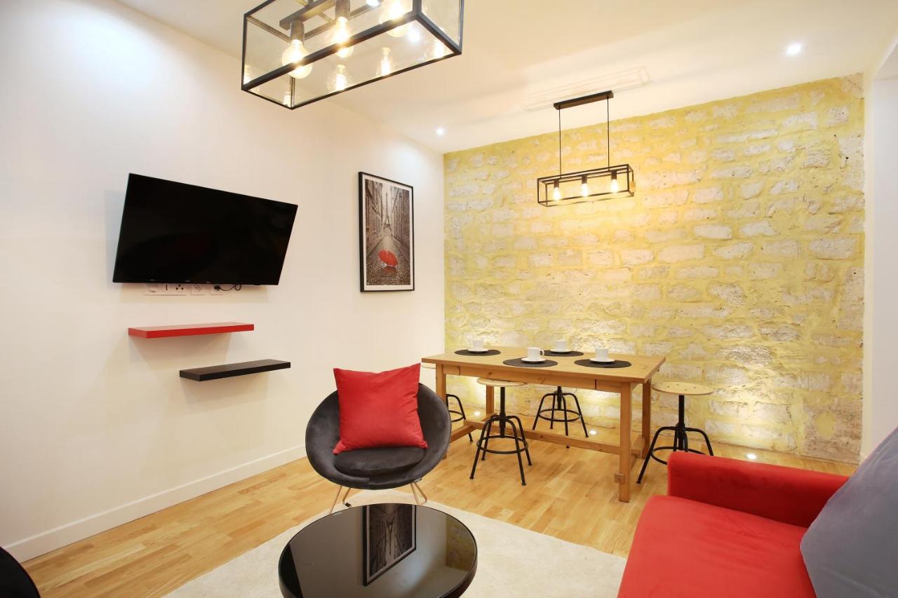 Rent A Room - Tracy Apartment Parigi Esterno foto